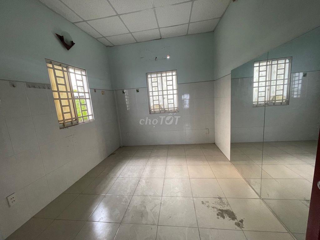 60m2 - Nở Hậu - Ko Quy Hoạch - Dương Bá Trạc - Nhỉnh 5 Tỷ