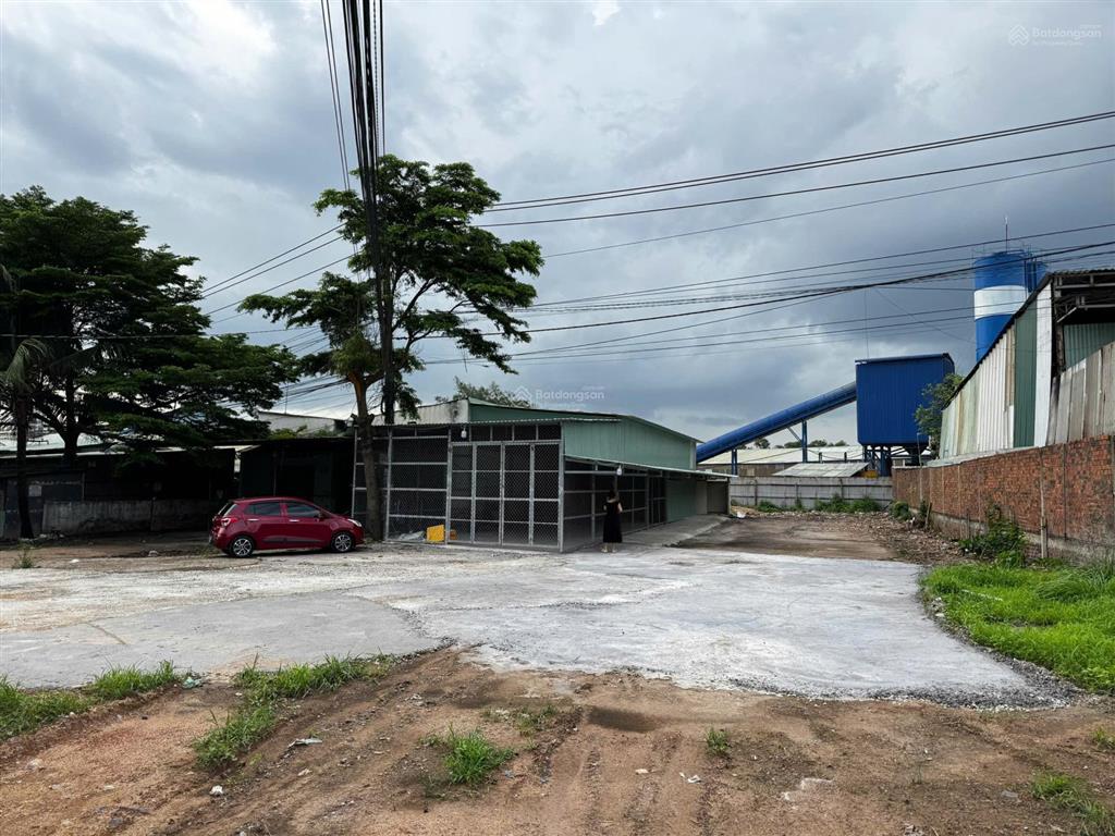 Cần bán gấp hơn 1000m² đất mặt tiền đường lớn long thành