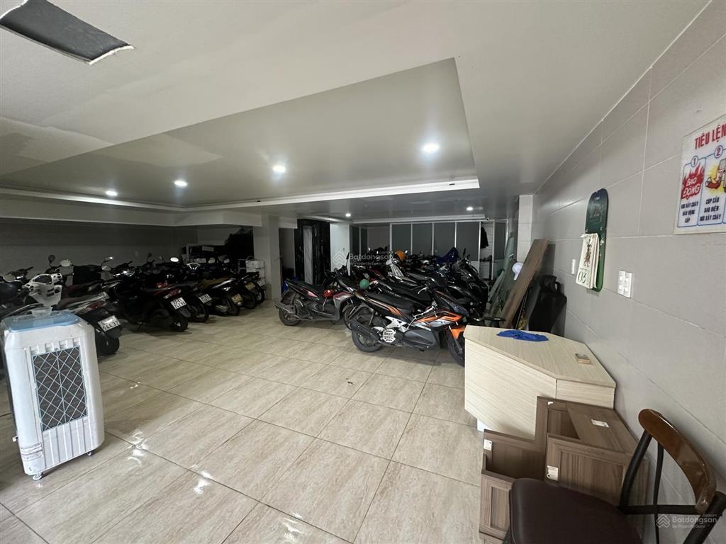 Chính chủ bán gấp nhà vạn phúc city  diện tích 268,6 m2