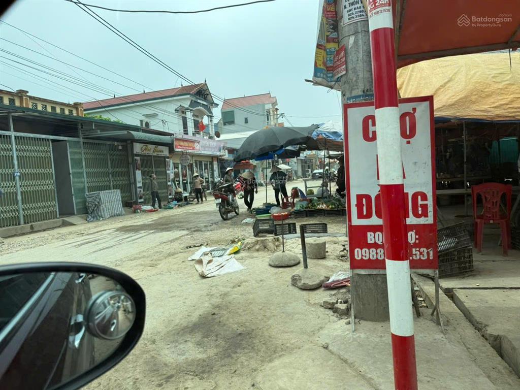 E sẵn nhiều lô đấu giá vài mới. hạ tầng đã ok. đường vào và chợ vài mới đã hình thành