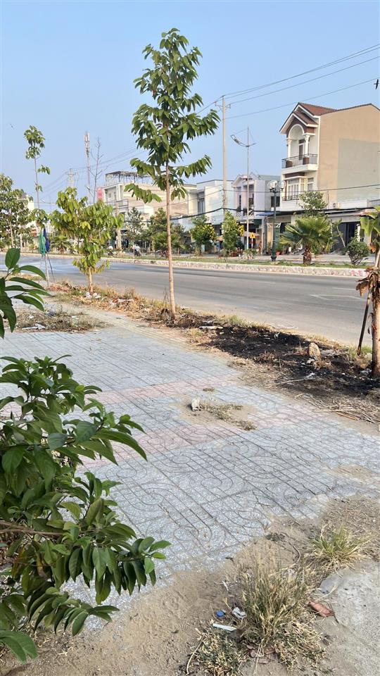 Chính chủ bán nhà mặt tiền đường thống nhất  phan rang, giá chỉ 4,7 tỷ