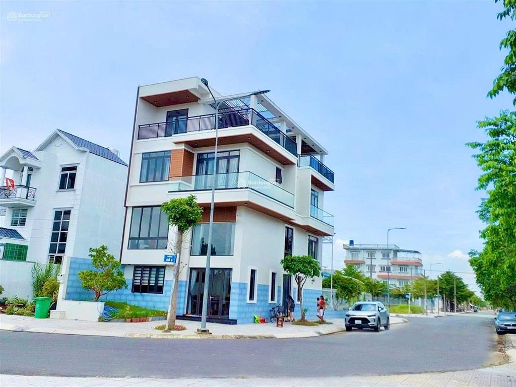 Kdc tân đô  chính chủ cắt lỗ 500 triệu cần bán gấp nền biệt thự view hồ 175m2