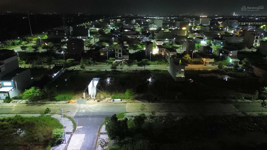 Rổ hàng khách cắt lỗ sâu tại đường số 10 và các đường khác... khu dân cư tân đô