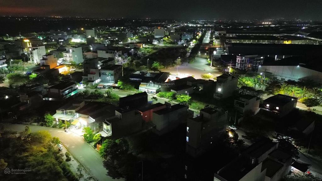 Rổ hàng khách cắt lỗ sâu tại đường số 10 và các đường khác... khu dân cư tân đô