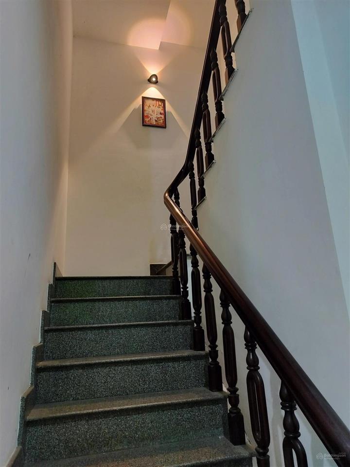 Bán nhà phố cao cấp chính chủ ngang 5m hiếm có tại khu vực tân phú  miễn trung gian