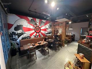 Bán nhà mặt phố mặt tiền 6 m diện tích 66 m2