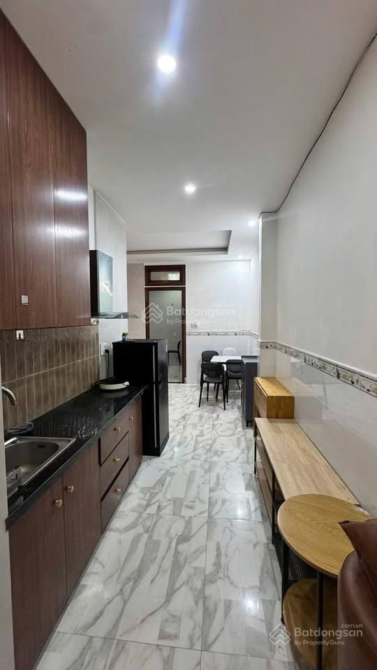 Siêu phẩm tòa căn hộ 4 tầng dòng tiền 50 triệu /tháng  thang máy
