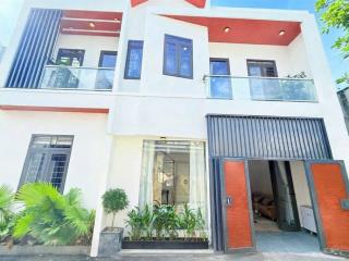 Chủ nhà gấp bán giảm từ 4,9 tỷ còn 4,3 tỷ  siêu phẩm nhà kiệt ô tô 5m tô hiệu hòa minh