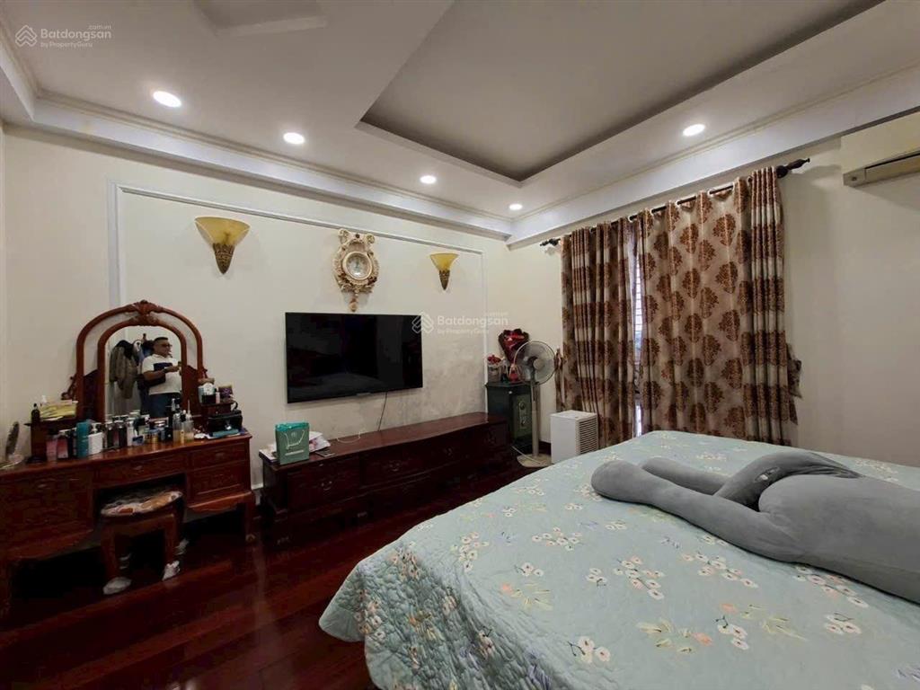 Bán căn hộ chung cư green house, diện tích 154m, giá chỉ 9.5 tỷ