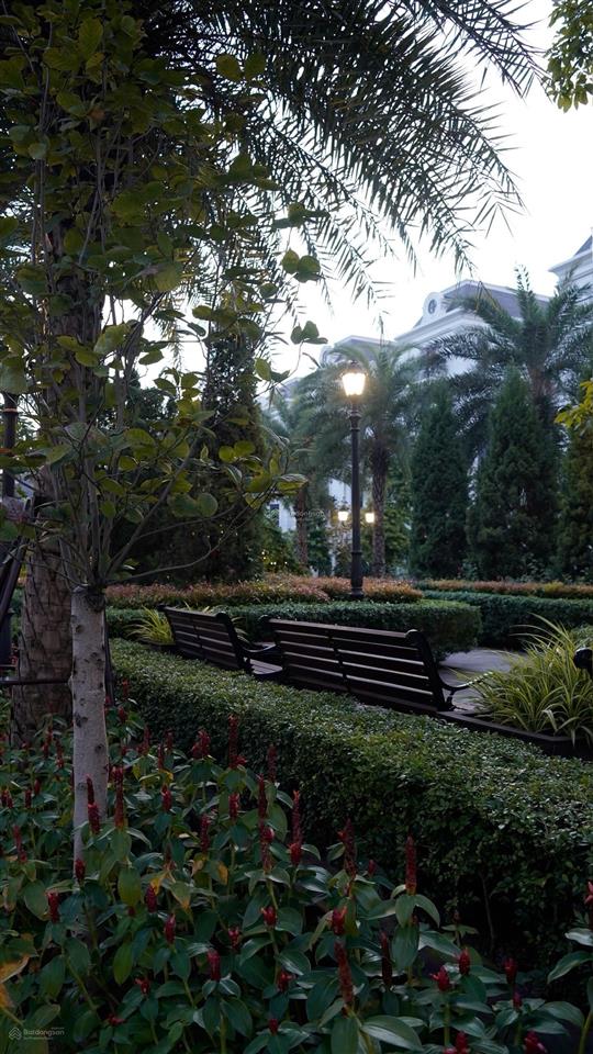 Chính chủ bán biệt thự song lập, dt 200m2, view vườn hoa, elegant park 21 thạch bàn, giá 78 tỷ