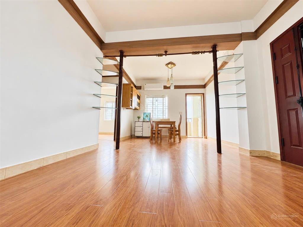 Bán căn hộ chung cư tại khu đô thị việt hưng, 3,6 tỷ, 74m2, đẹp, nhiều tiện ích