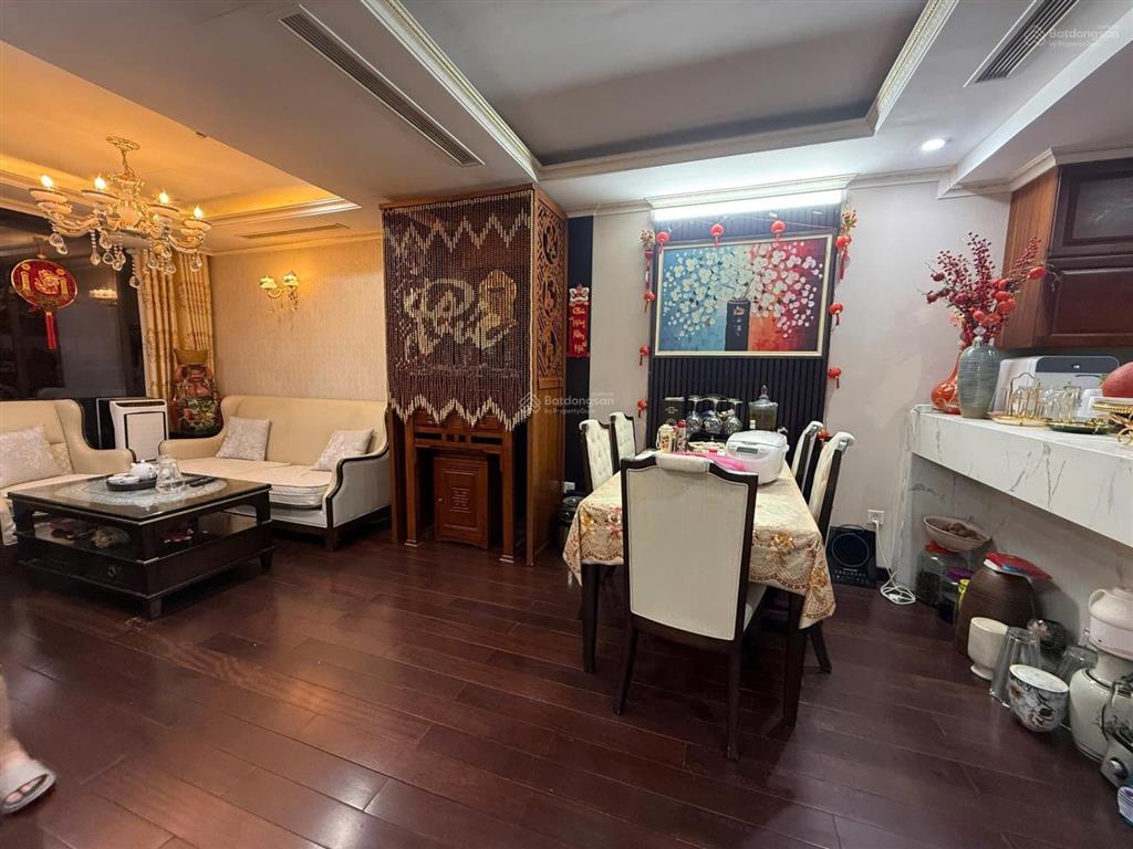 Chính chủ bán căn hộ chung cư 82 m2, 3pn 2vs chung cư hc golden city, giá chỉ 7,5 tỷ