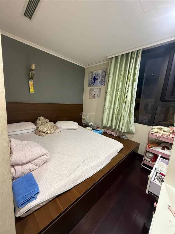Chính chủ bán căn hộ chung cư 82 m2, 3pn 2vs chung cư hc golden city, giá chỉ 7,5 tỷ