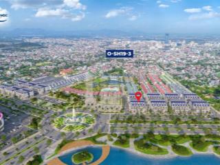 Giỏ hàng ngoại giao  sở hữu shophouse nằm cạnh 2 tòa cao tầng