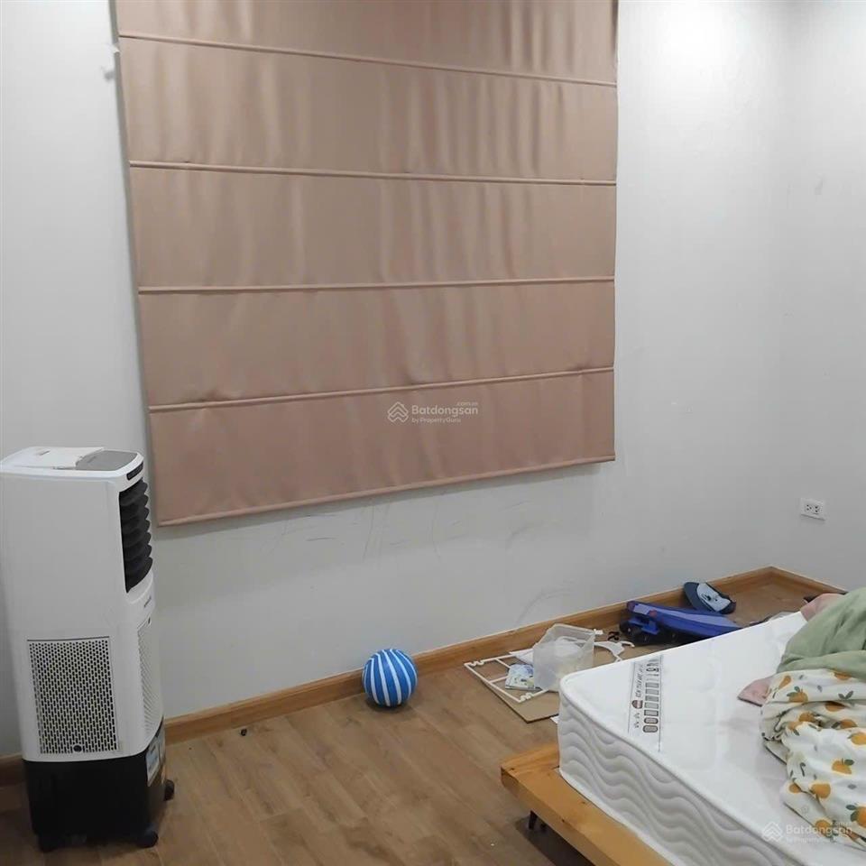 Chính chủ e bán căn cc xuân mai tòa f
dt 62m2  1pk  2pn  2vs, 1 khu bếp riêng, khu phơi đồ