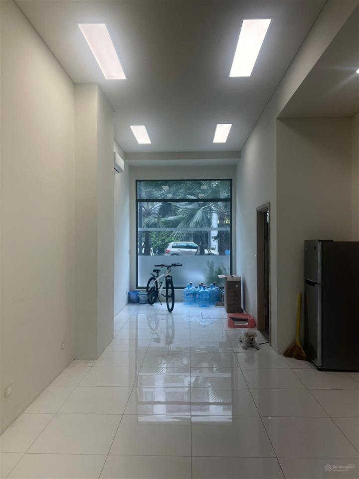 Chỉ 30 triệu thuê nhà nguyên căn dt 75m2 x 5 tầng, mt 5m tại the manor central park nguyễn xiển