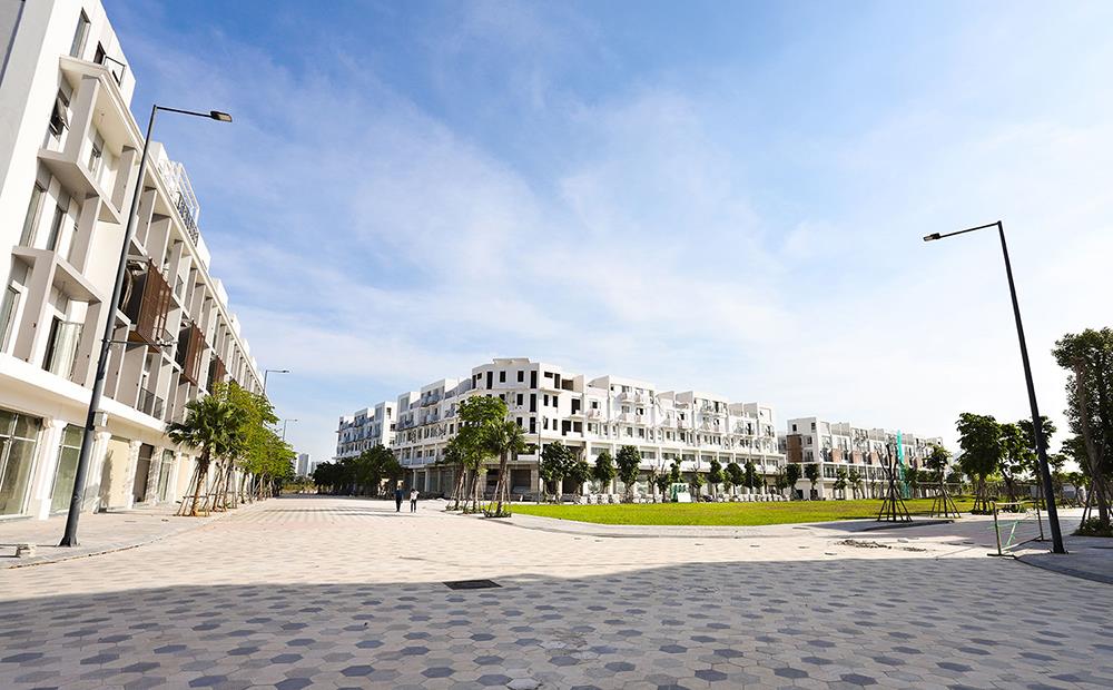 Shophouse the manor central park 75m2 vị trí đẹp tầng mặt đường to, full nội thất