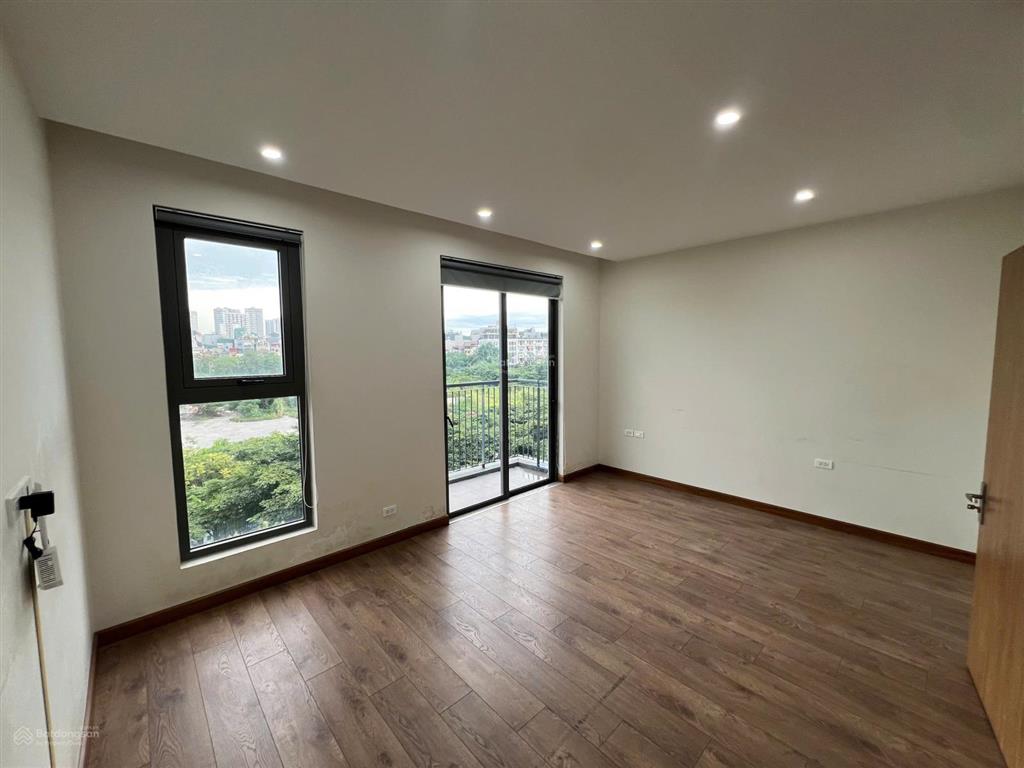 Chỉ 4 triệu/tháng thuê văn phòng 16m² gần thanh xuân. gửi oto xe máy miễn phí