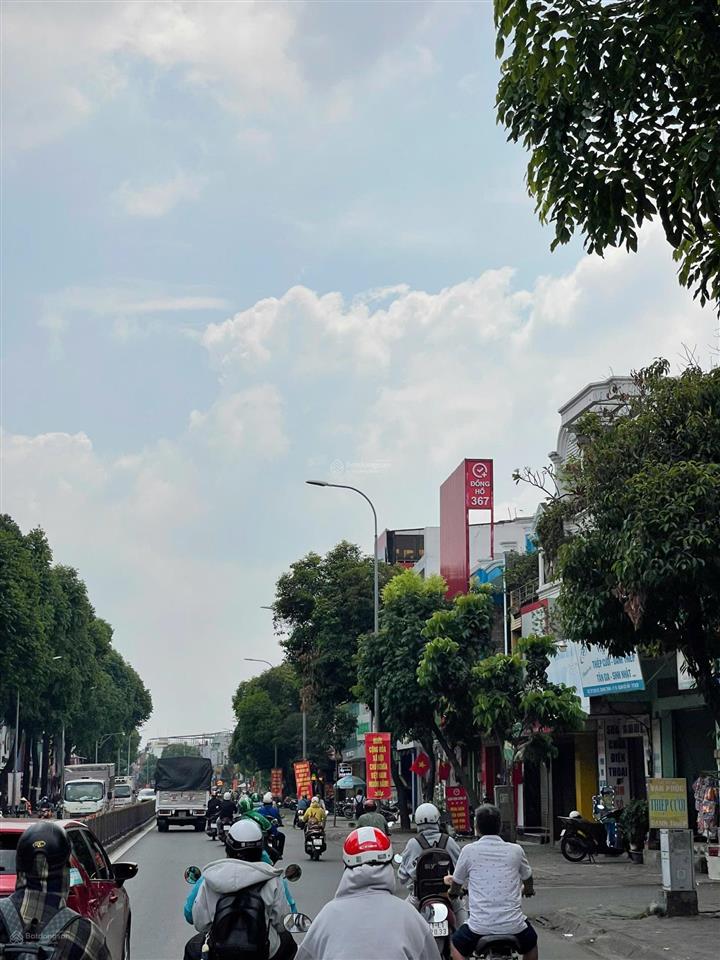 Chốt gấp nhà hẻm xe hơi quang trung 54m2 vuông vức  chỉ 5.5 tỷ