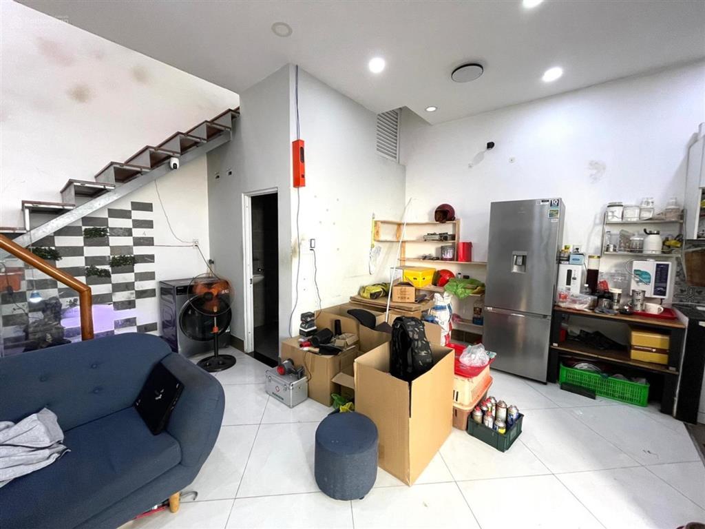 Gò vấp, 31m2, 2 tầng, giá 3.5 tỷ, ngay lê văn thọ, quang trung