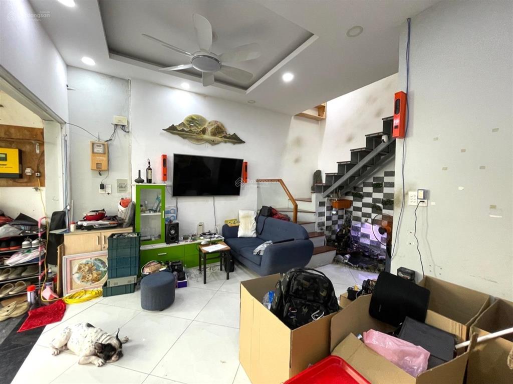 Gò vấp, 31m2, 2 tầng, giá 3.5 tỷ, ngay lê văn thọ, quang trung
