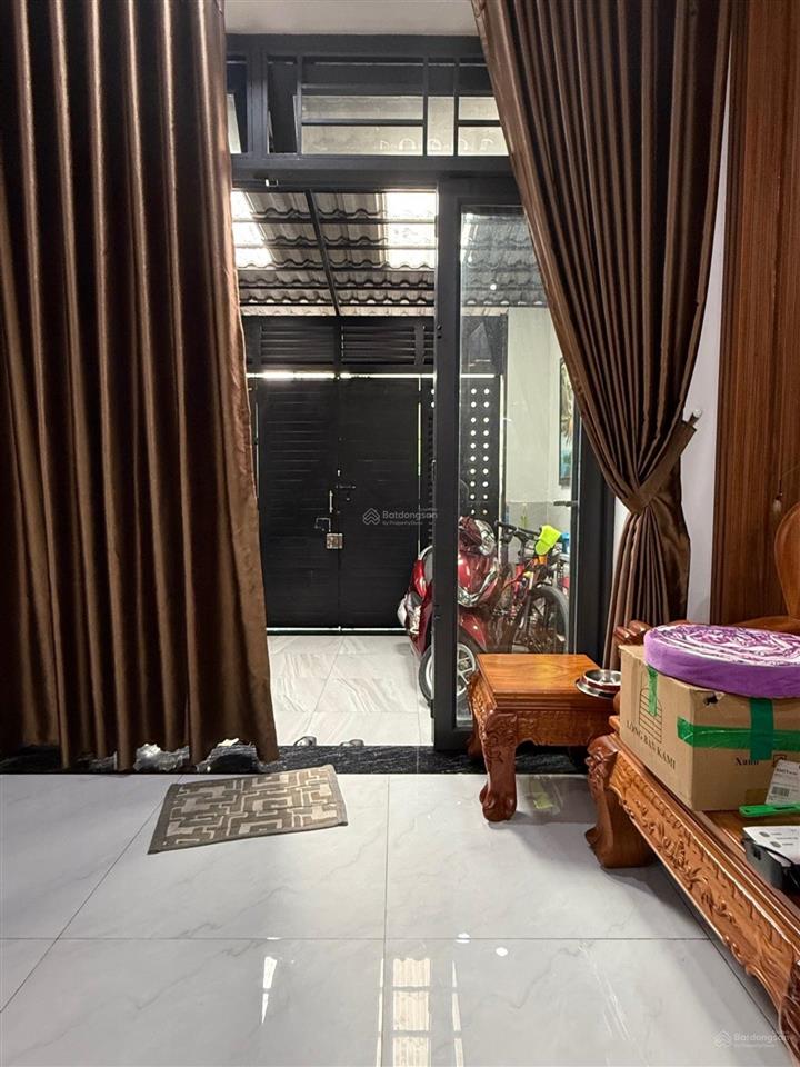 7.6 tỷ, 68m2, 4 tầng ngay bv hồng đức đường thống nhất, gò vấp
