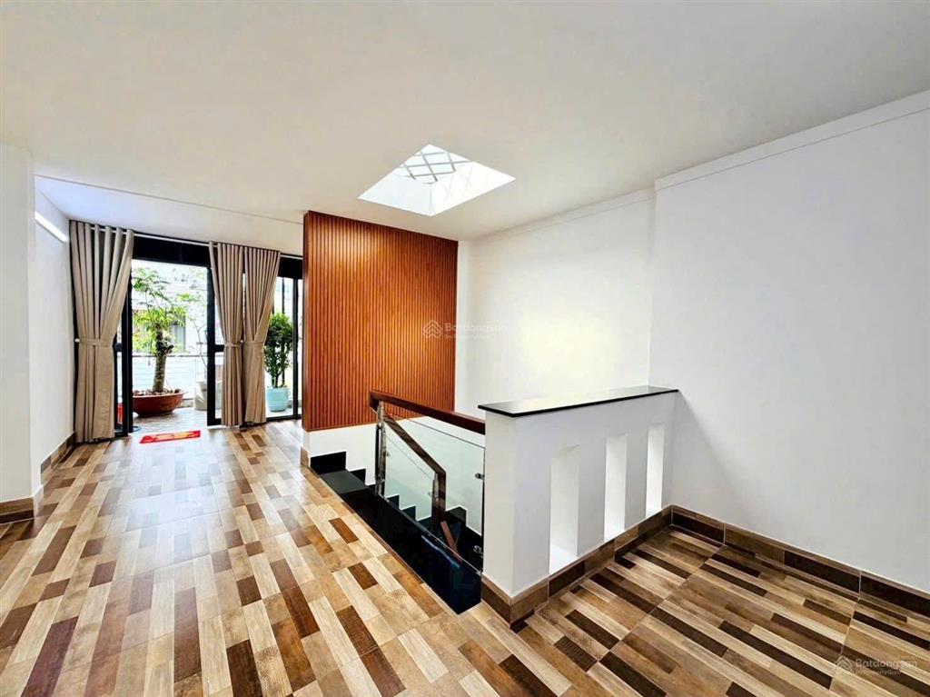 Bán nhà riêng 4pn, 5wc, 54m2, 9,6 tỷ, tại quang trung, phường 8, quận gò vấp, tp. hcm, giá ưu đãi