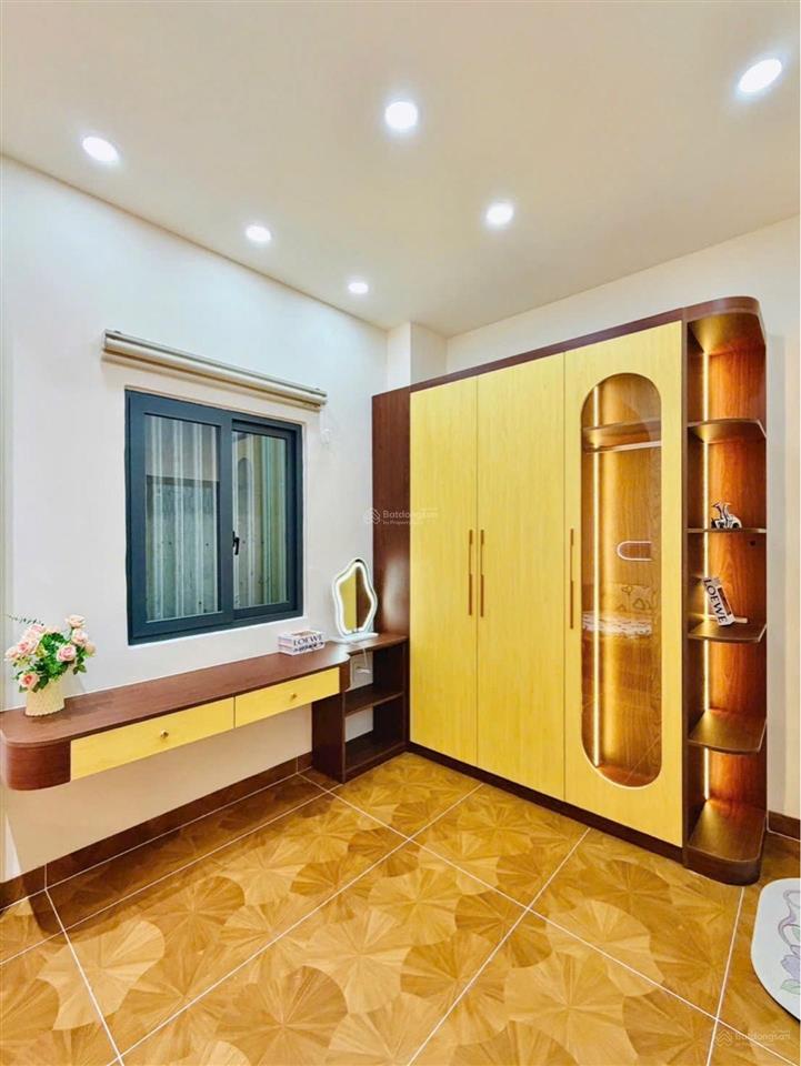 5,56 tỷ, 45m2, 3 tầng xây mới, sát mặt tiền lê đức thọ, gò vấp