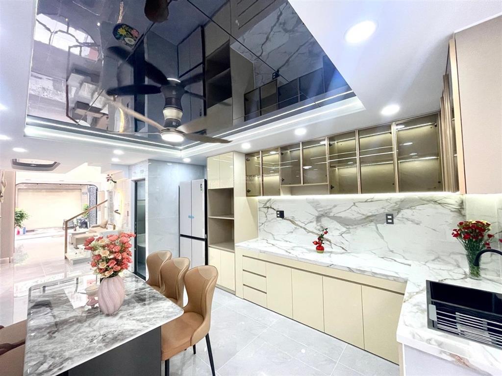 8,25 tỷ, nhà mới 57m2, 4 tầng, đường nguyễn oanh ngay ngã 5 gò vấp