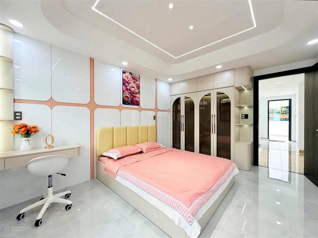 8,25 tỷ, nhà mới 57m2, 4 tầng, đường nguyễn oanh ngay ngã 5 gò vấp
