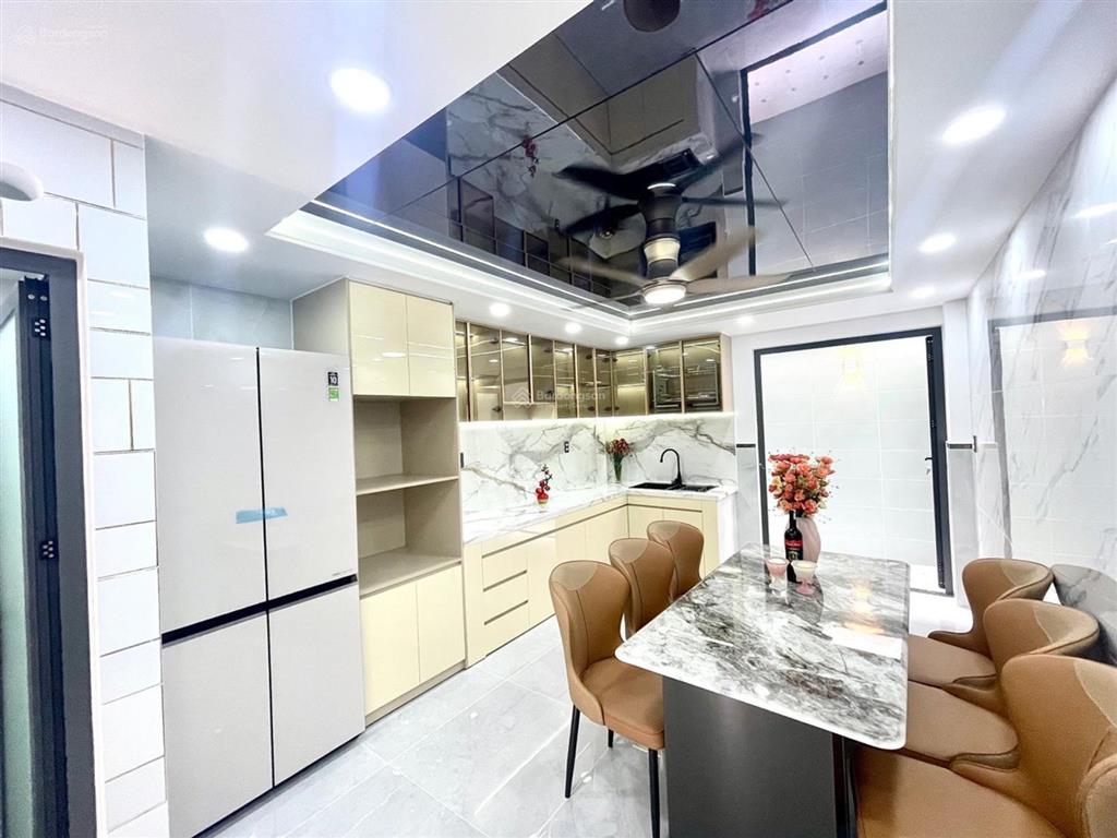 8,25 tỷ, nhà mới 57m2, 4 tầng, đường nguyễn oanh ngay ngã 5 gò vấp