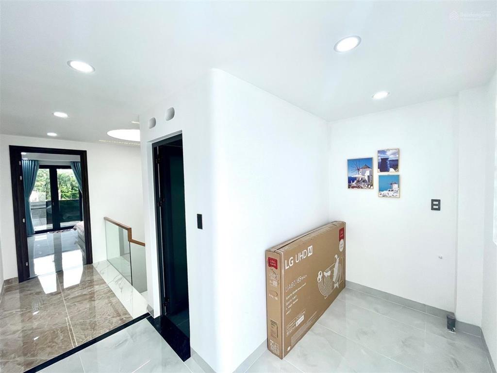 8,25 tỷ, nhà mới 57m2, 4 tầng, đường nguyễn oanh ngay ngã 5 gò vấp
