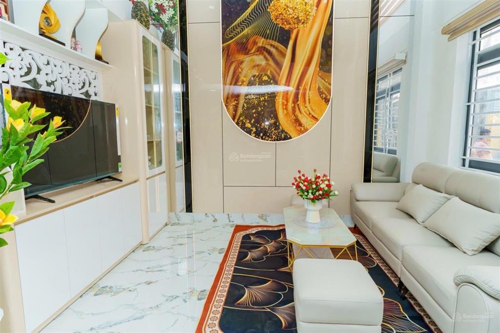 Bán nhà 6.7x5.8m, khu đồng bộ, hxh phạm văn chiêu, gò vấp, giá 6.7 tỷ