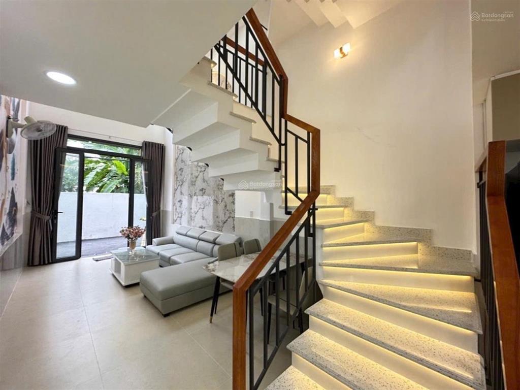 Bán nhà riêng tại thống nhất, 6 tỷ vnd, 38m2, 6 tầng 7pn, chính chủ, giá tốt