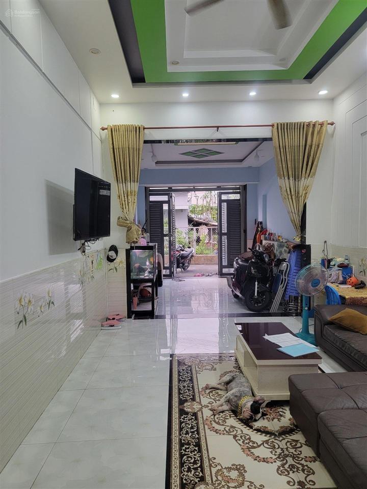 90m2 x 4 tầng, 4pn, 5wc, giá 7.99 tỷ hẻm xe hơi cách quang trung gò vấp 300m
