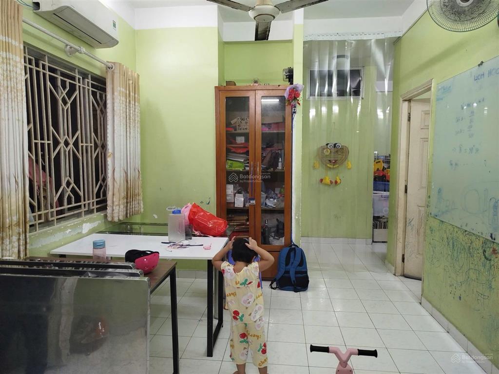 Chung cư 5 tầng, sát bên chung cư an thịnh, quận 2, tp.hcm