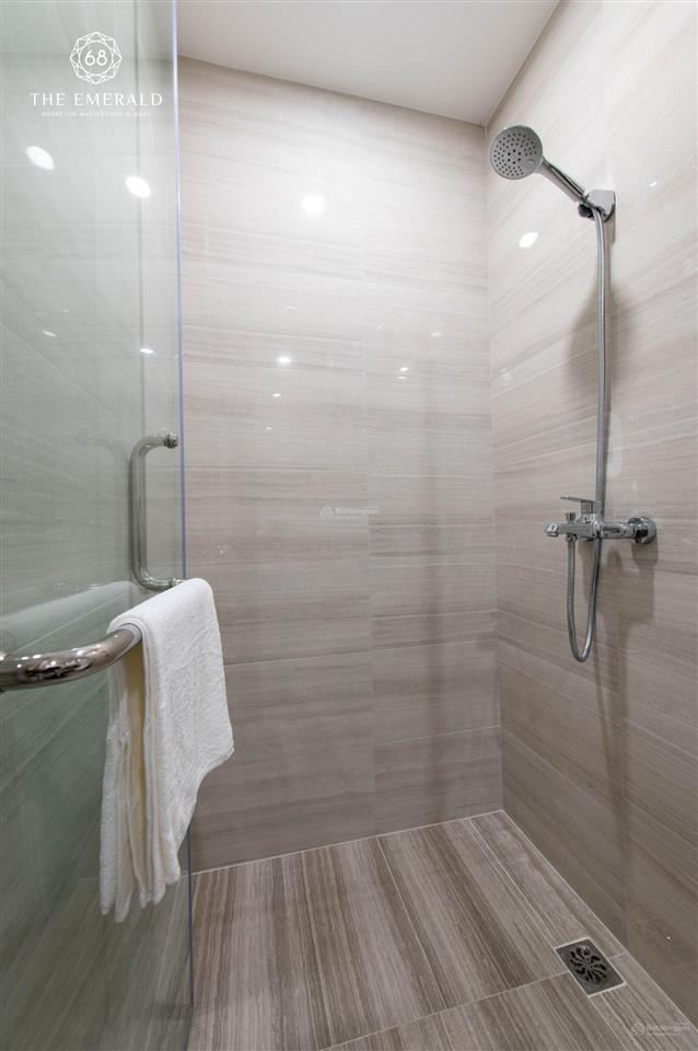 Chính chủ gửi bán căn 2pn view nội khu the emerald 68 diện tích 58,5m2, chỉ 3,13 tỷ, nhận nhà 2026