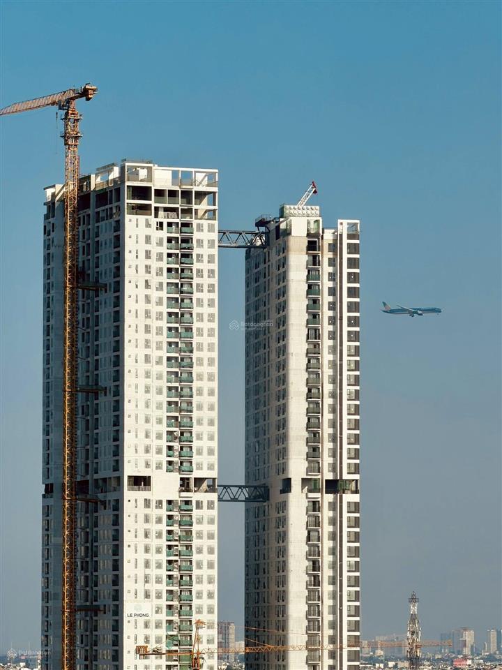 Bán thấp hơn giá hợp đồng  căn góc 2pn2wc 75,3m2 the emerald 68 | view sông sg, sông vĩnh bình