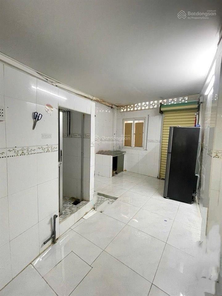 Nhà ngô gia tự, q10 2 mặt hẻm thoáng, dt 41m2 (3.3x12.5m) 2 tầng, đang cho thuê. giá 5,5 tỷ