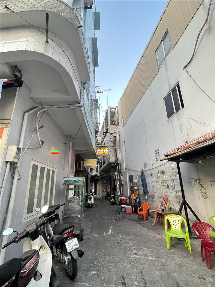 Nhà ngô gia tự, q10 2 mặt hẻm thoáng, dt 41m2 (3.3x12.5m) 2 tầng, đang cho thuê. giá 5,5 tỷ