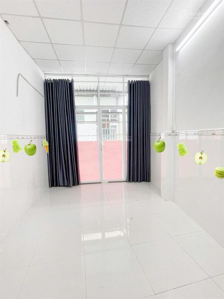 Nhà ngô gia tự, q10 2 mặt hẻm thoáng, dt 41m2 (3.3x12.5m) 2 tầng, đang cho thuê. giá 5,5 tỷ