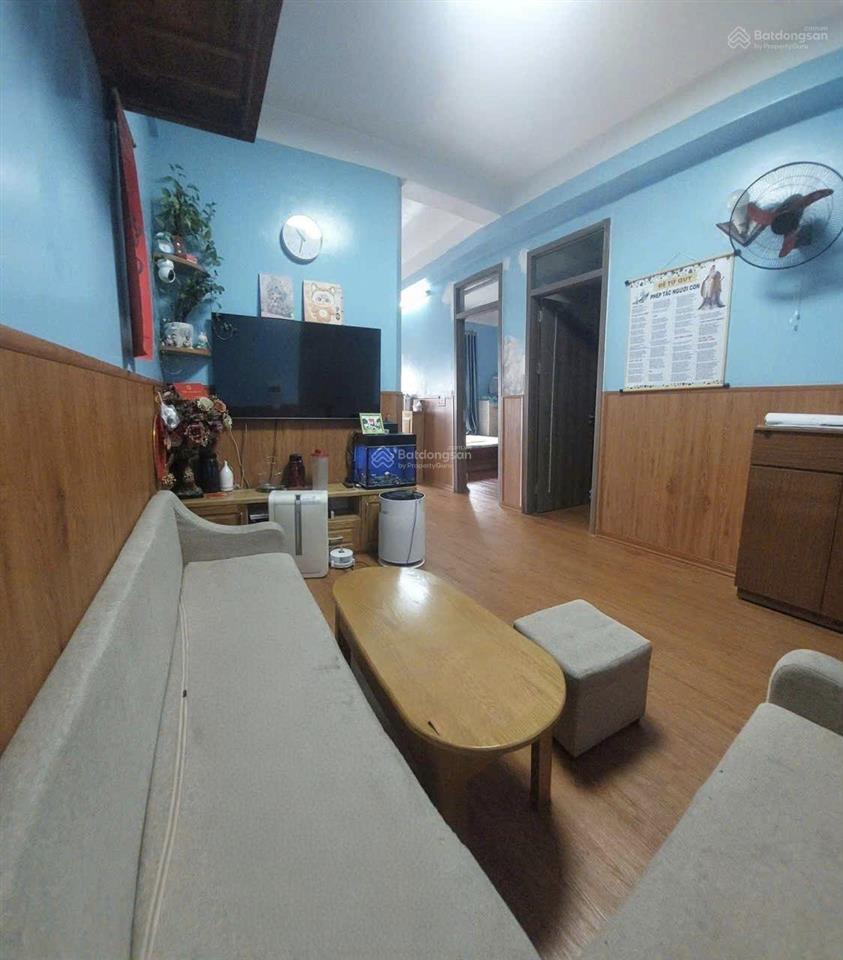 Nhà đẹp, vị trí trung tâm hành chính của huyện thanh trì. sổ đỏ sở hữu lâu dài