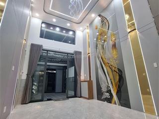 Nhà đẹp full nội thất cao cấp dọn vào ở ngay