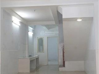 6.799 tỷ, ngay độc lập, tân sơn nhì, dt 69m2, nhà 3 tầng btct, hẻm xe hơi thông thoáng, sạch đẹp.