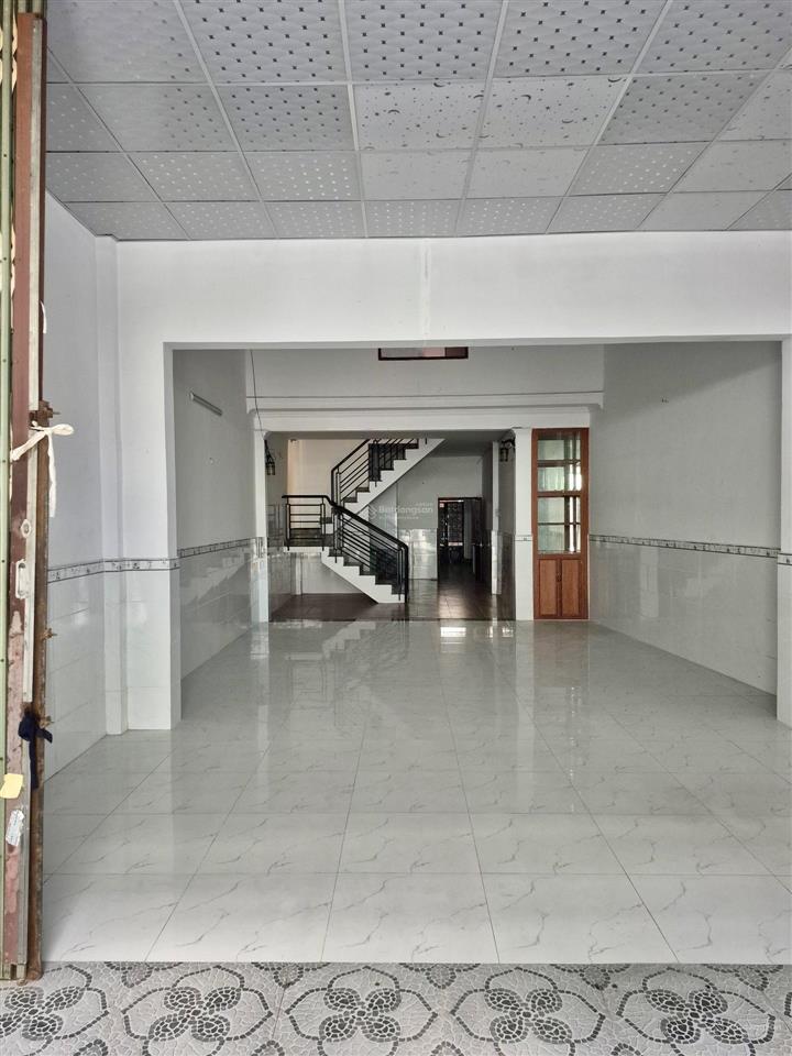 Bán nhà tân kỳ tân quý, diện tích 131m2 xe hơi đậu trước nhà, ngang lớn 5.7m