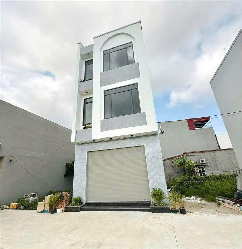 Bán nhà 3 tầng tại phố Hải Thành 2. - 45.2m2 - Giá 2 tỷ 6xx