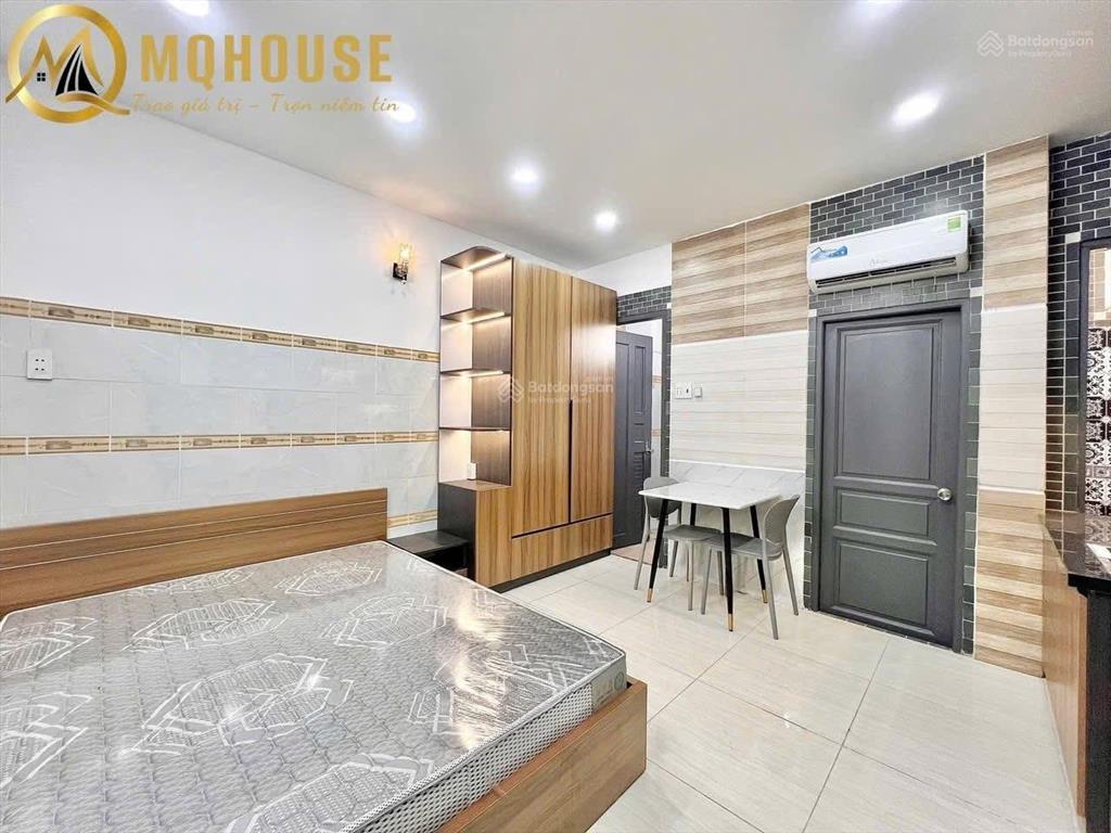Cho thuê phòng trọ ban công mới 100% full nội thất phan xích long, gần trường sa, q1, q3