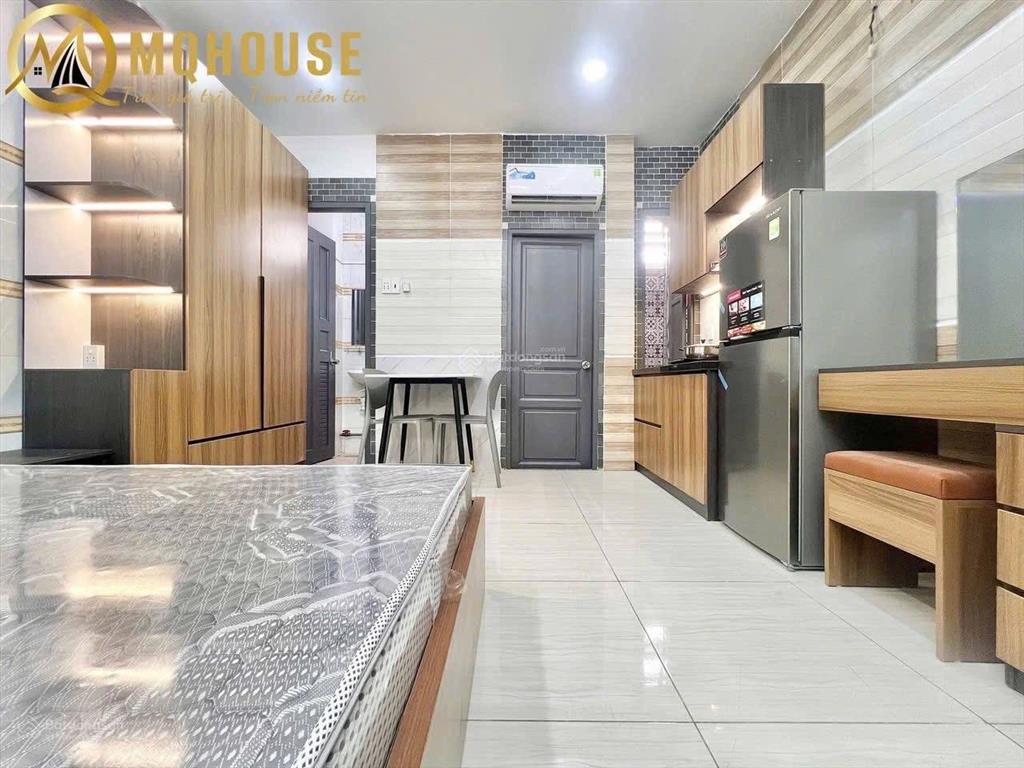 Cho thuê phòng trọ ban công mới 100% full nội thất phan xích long, gần trường sa, q1, q3