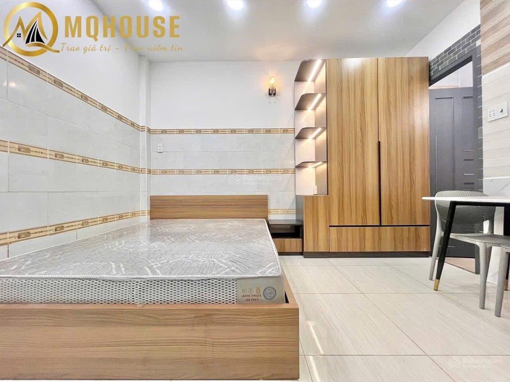 Cho thuê phòng trọ ban công mới 100% full nội thất phan xích long, gần trường sa, q1, q3