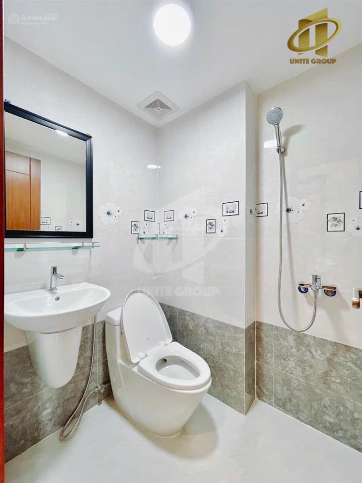 Cho thuê phòng trọ cửa sổ full nội thất 30m2 mới gần vạn kiếp, phan xích long, trường sa, q1, q3